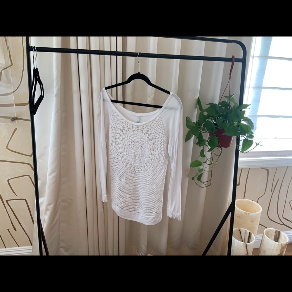 White knit blouse with crotcheted front